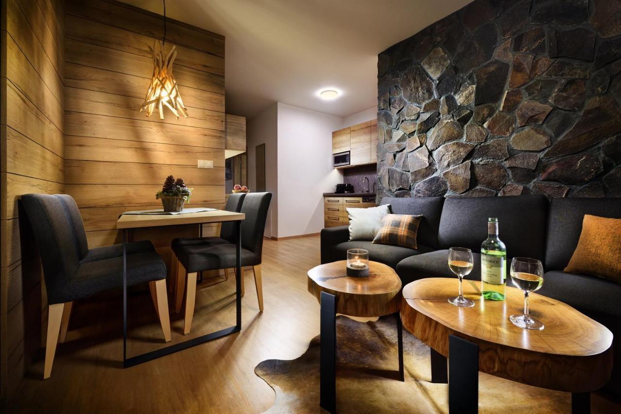 Chalets Mineralia Demänovská Dolina Eksteriør billede